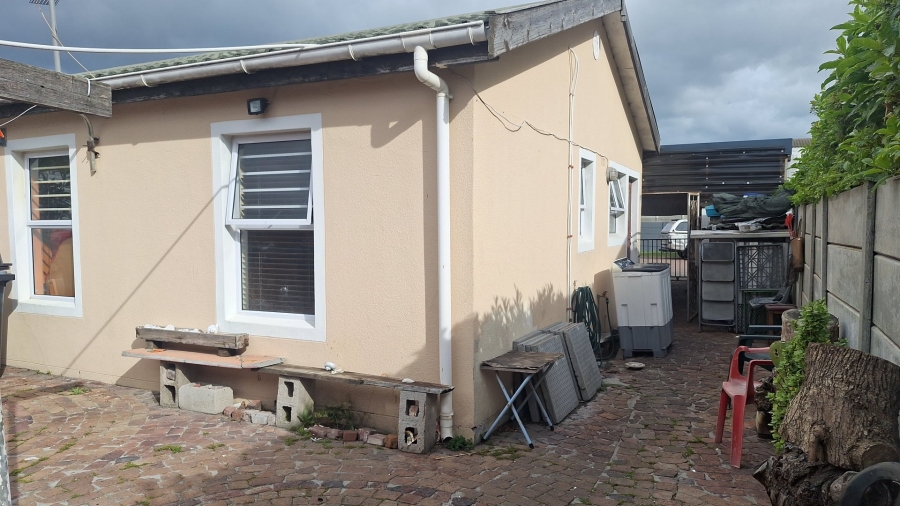 2 Bedroom Property for Sale in Retreat Western Cape